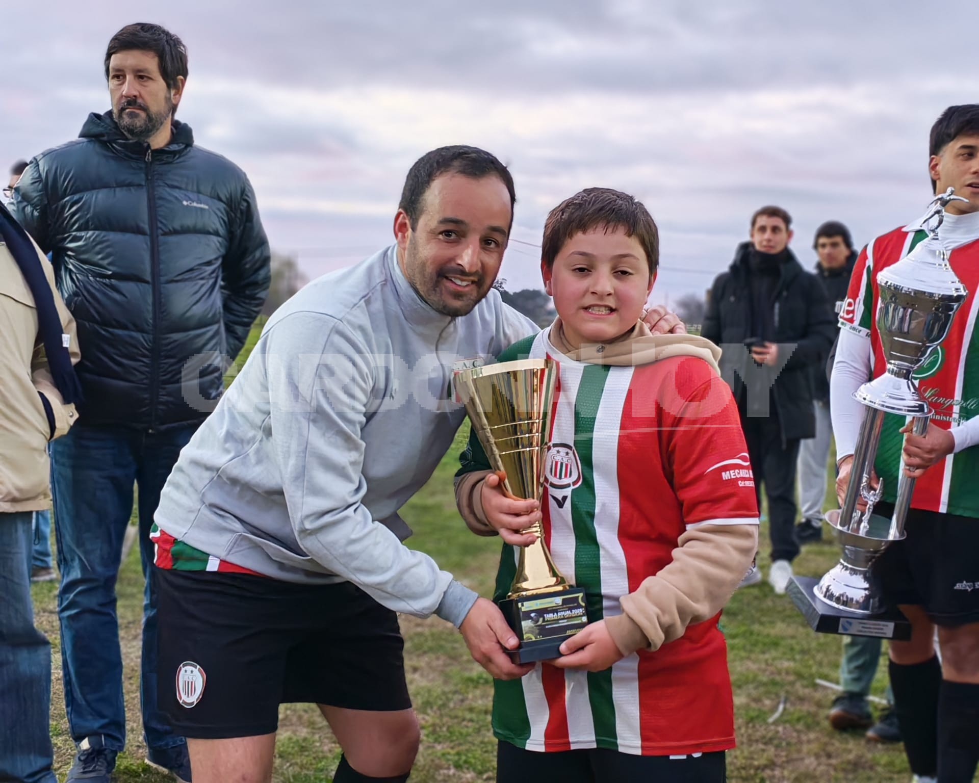 Colón cerró el Clausura con títulos en Primera y Tercera División — imagen 5
