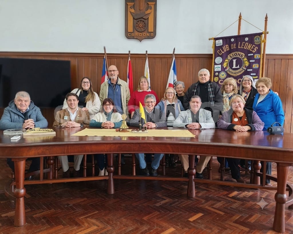Autoridades del Distrito J1 de Leones visitaron el Club Cardona–Florencio Sánchez
