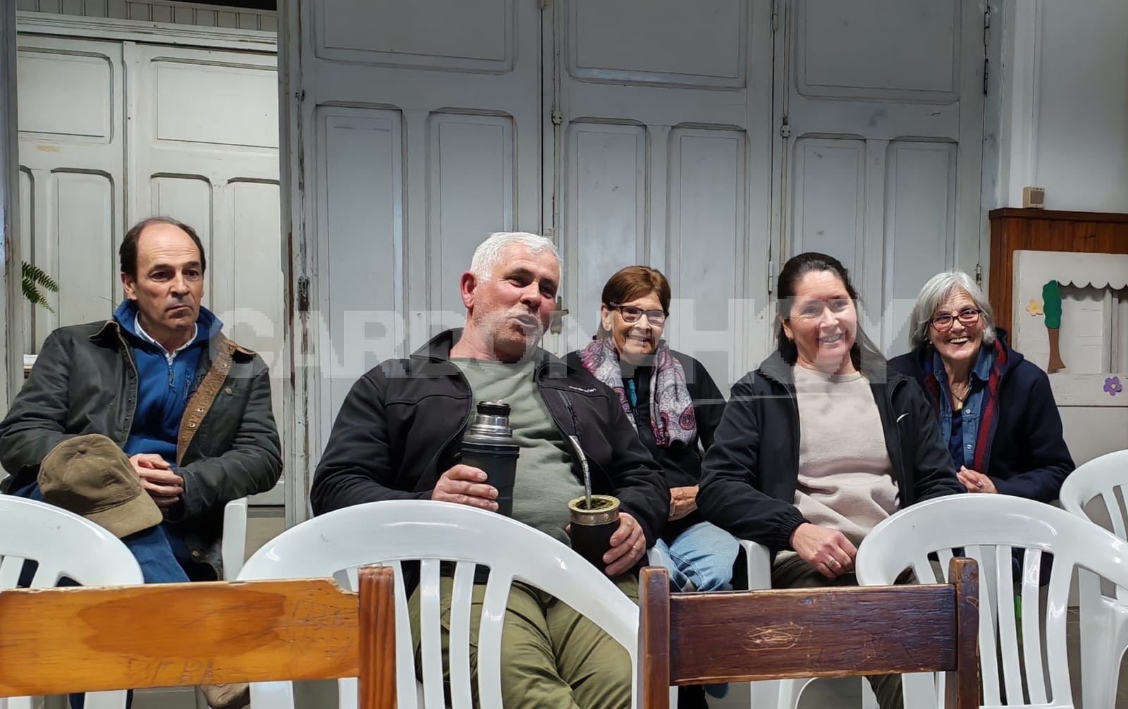 Vecinos de Mi Placita reclaman extender el saneamiento y el Municipio gestionará ante OSE