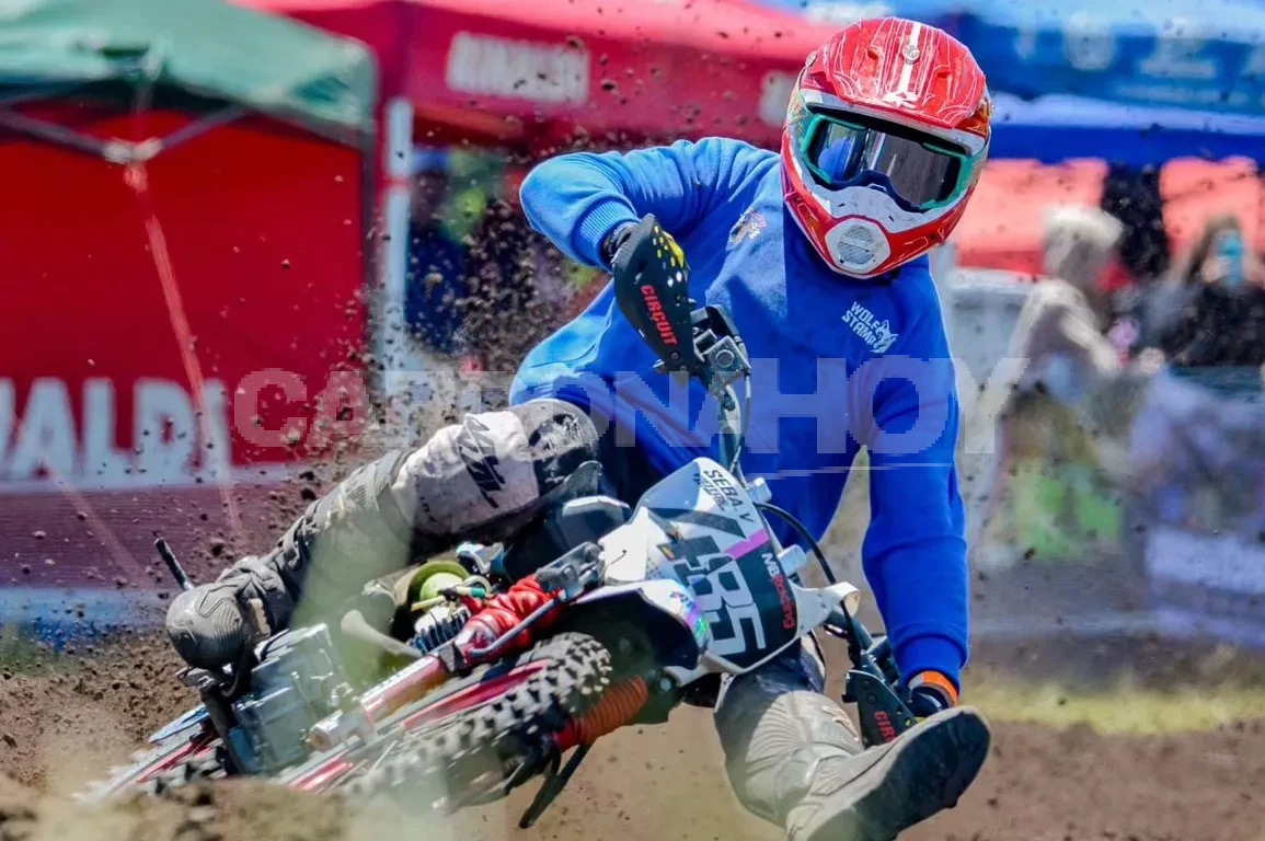 El motociclismo regional vive este domingo su sexta fecha en Cardona — imagen 1