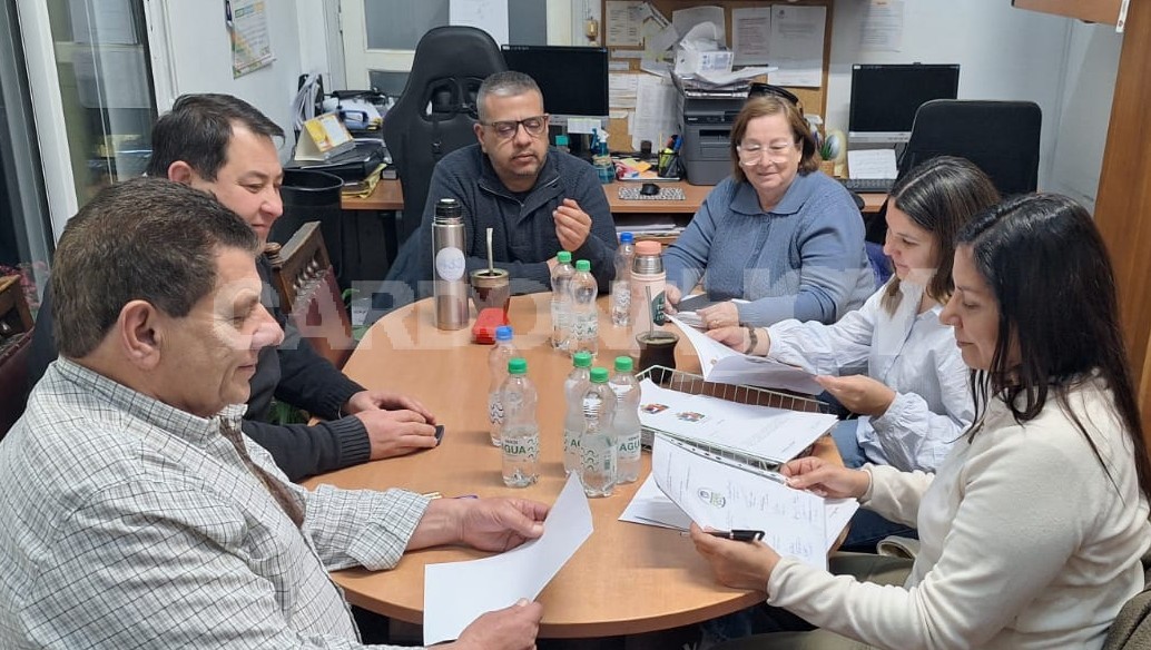 Junta de Soriano participó en lanzamiento de carrera solidaria y avanza en diálogo sobre pirotecnia sonora — imagen 2