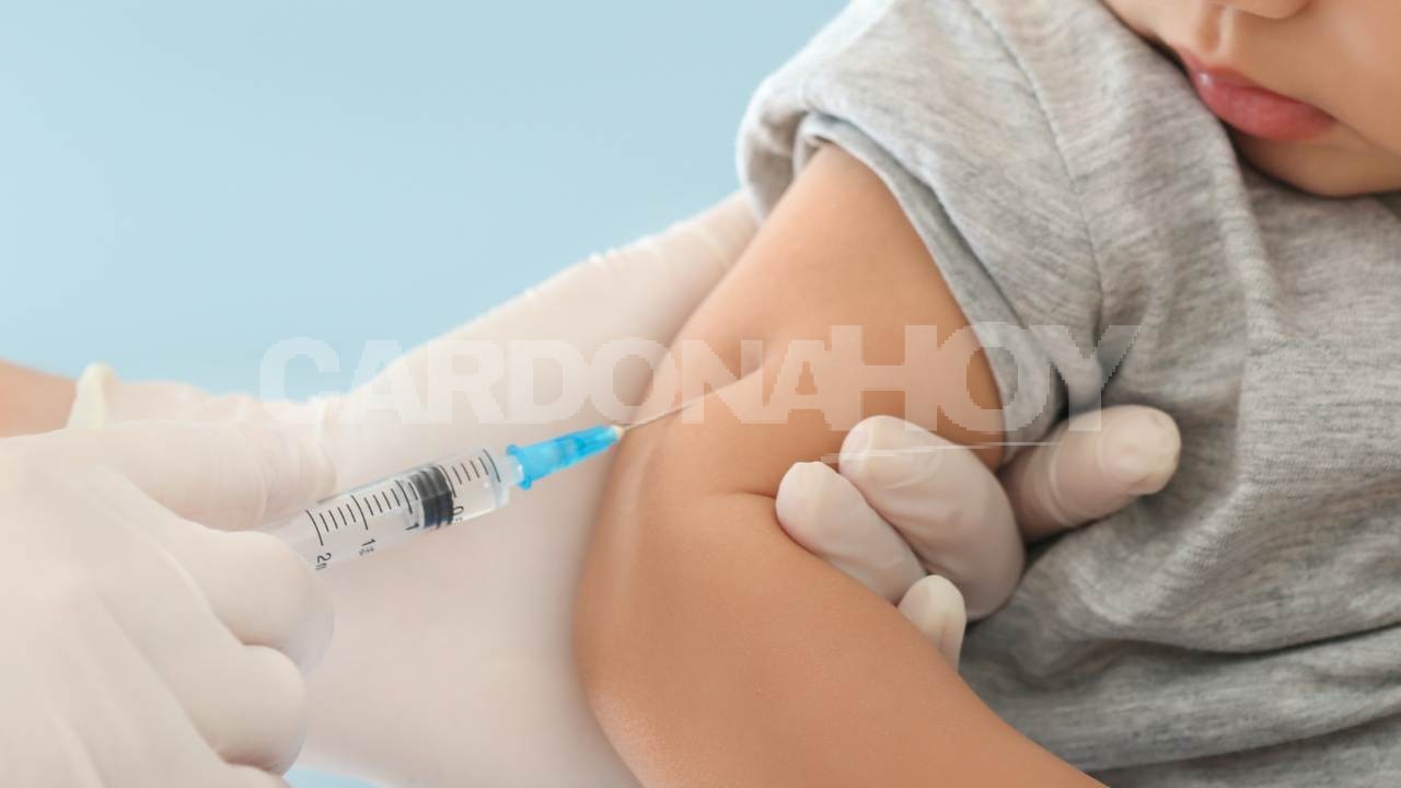 Hospital de Cardona habilita inscripción para vacunación antimeningocócica de niños de 6 a 9 años