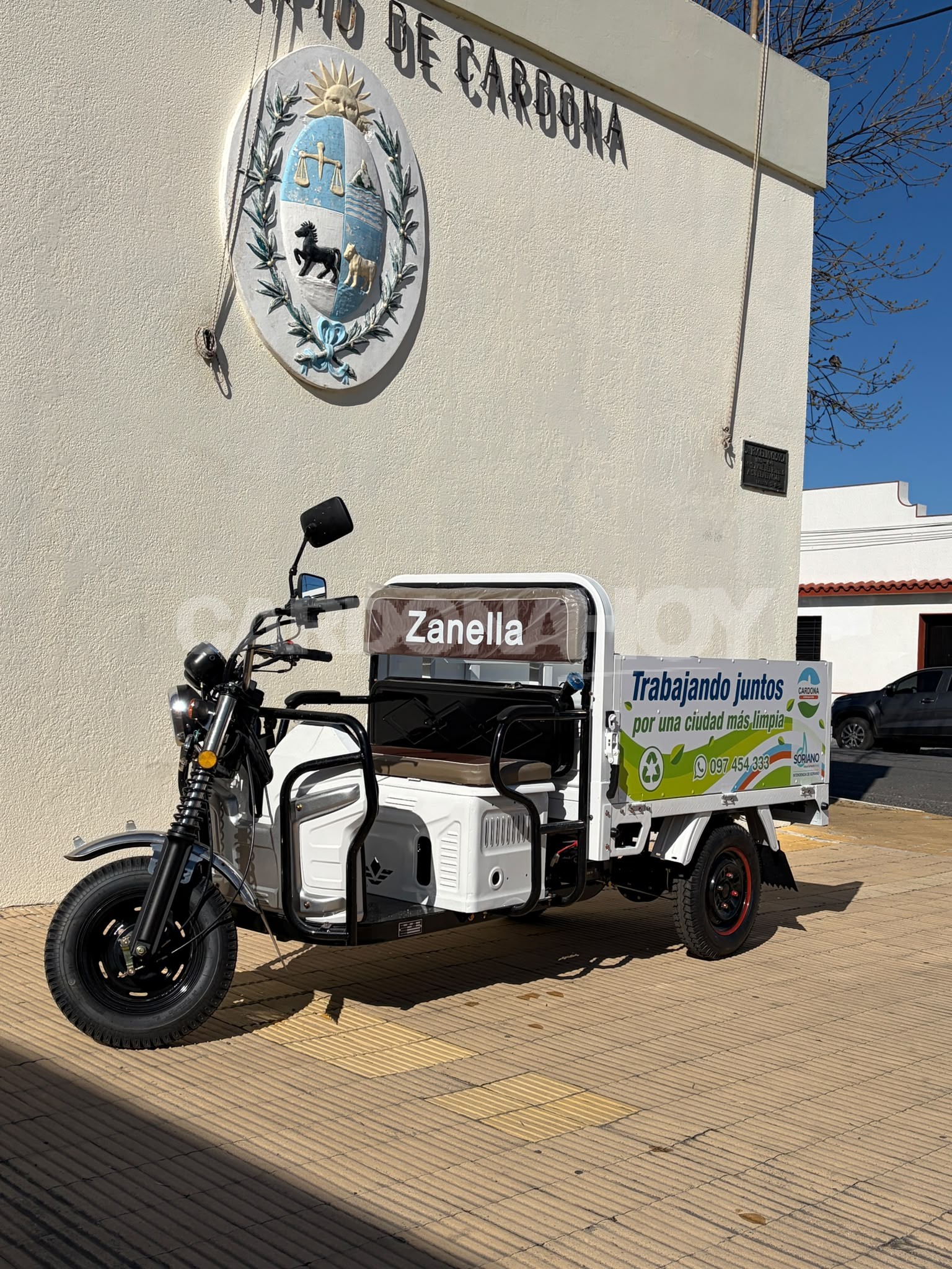 El Municipio de Cardona incorpora un nuevo vehículo para fortalecer el trabajo diario