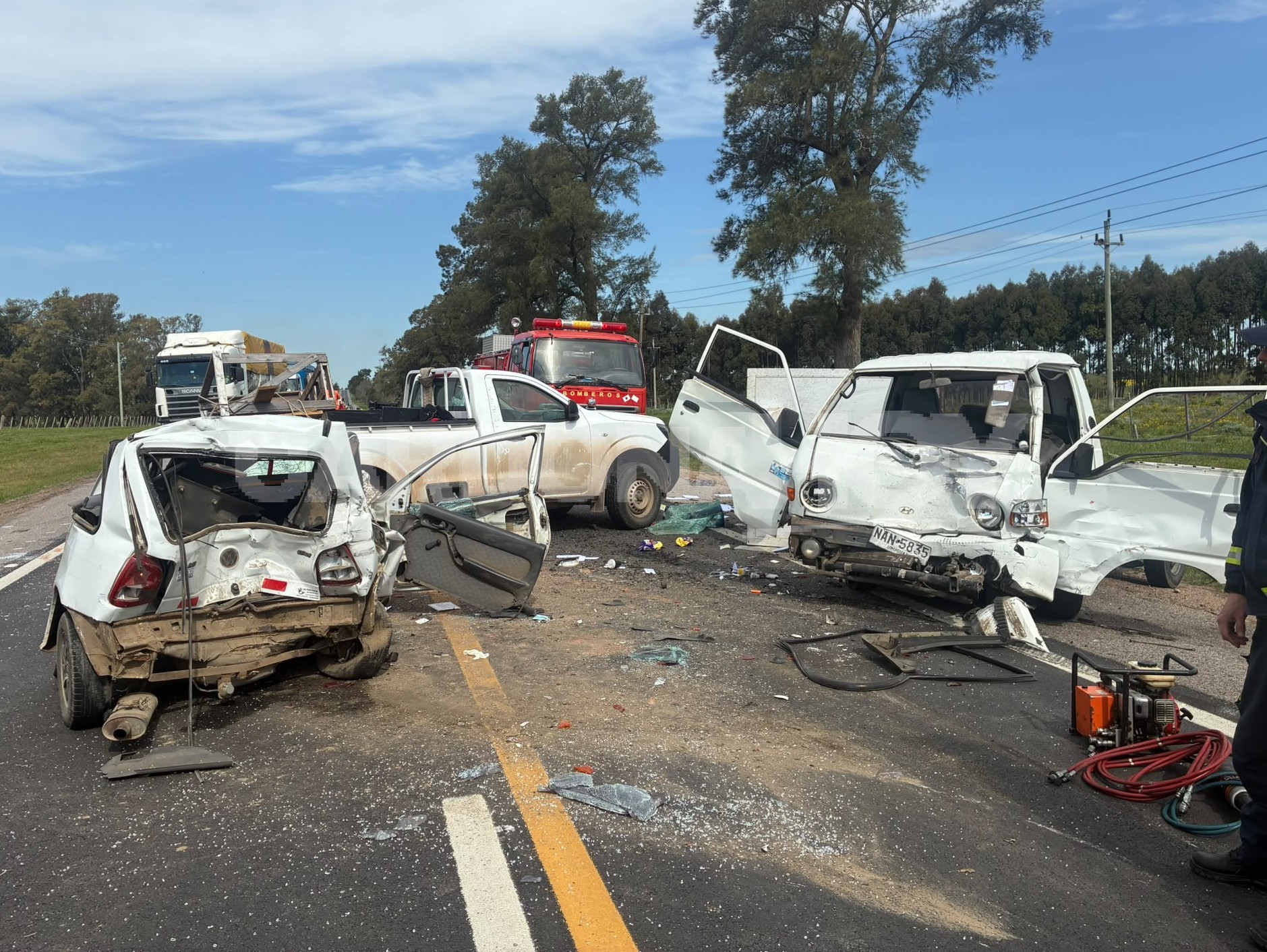 Accidente mùltiple pròximo a Santa Catalina deja dos lesionados.