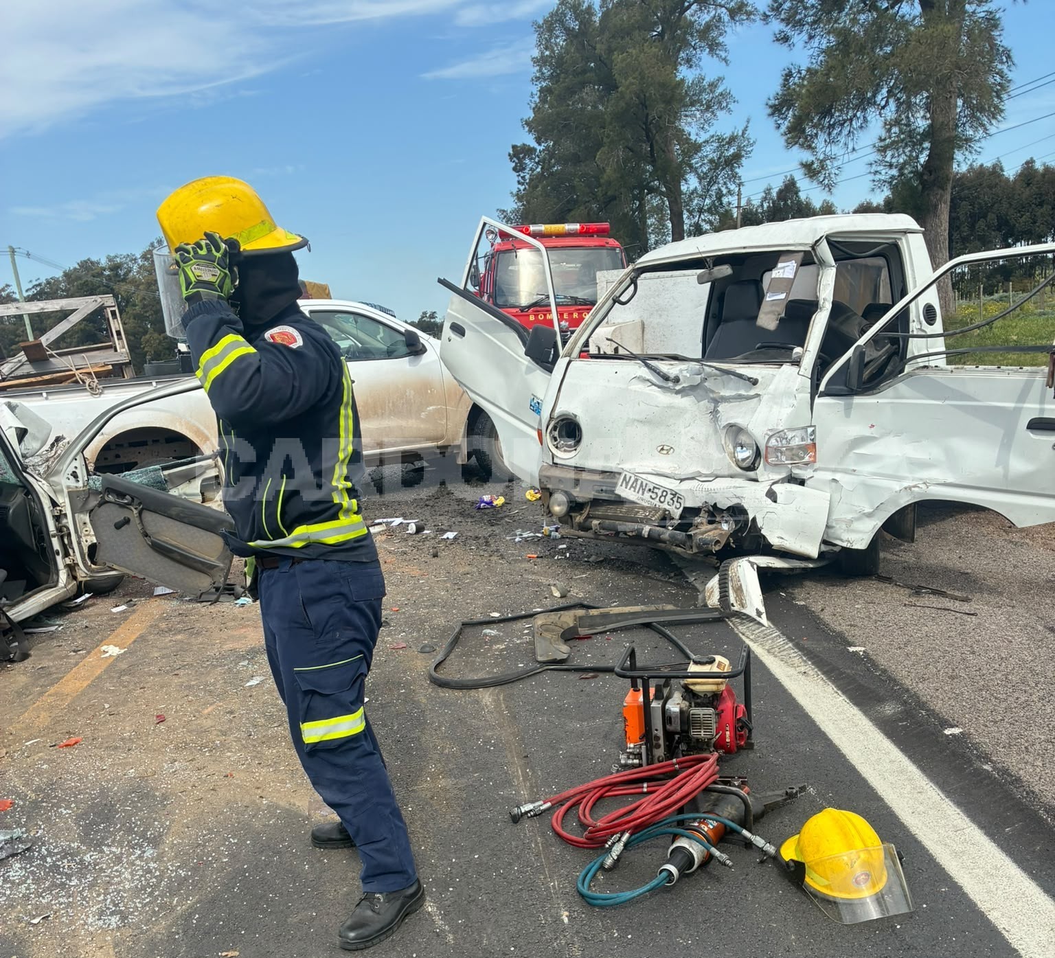 Accidente mùltiple pròximo a Santa Catalina deja dos lesionados. — imagen 3