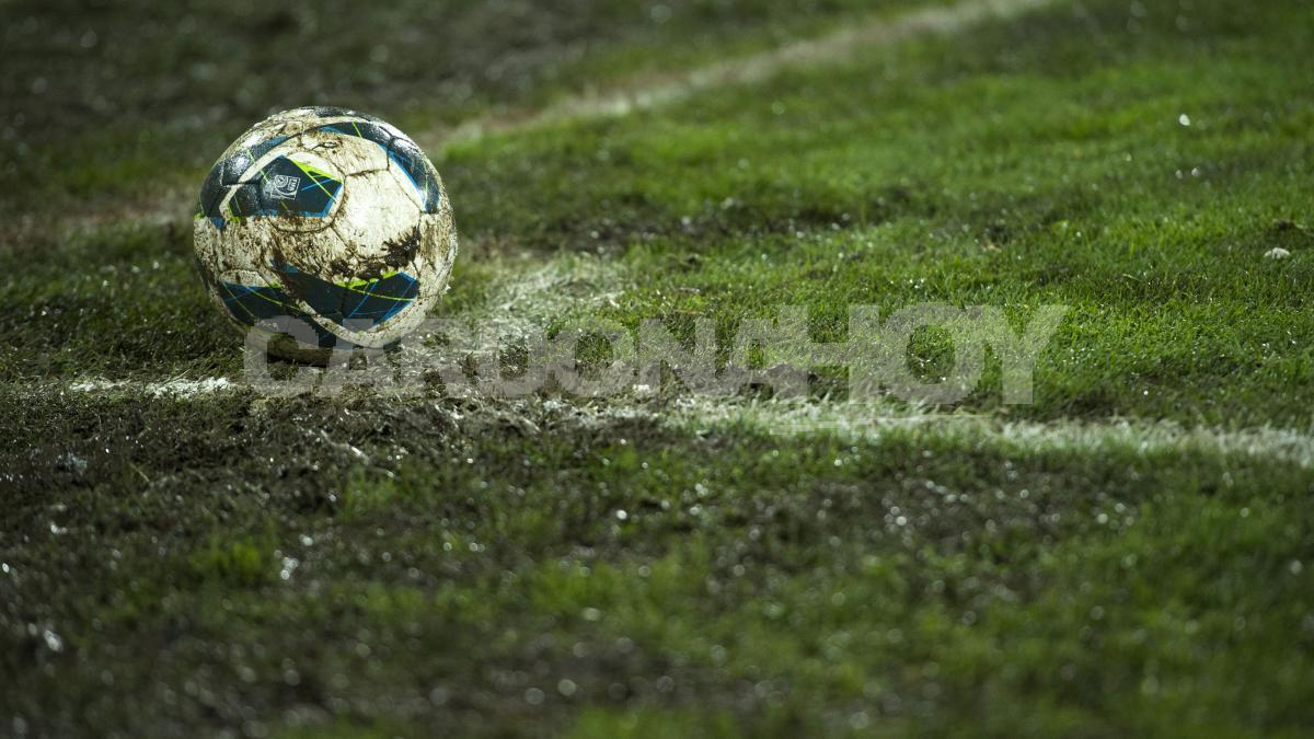 La lluvia frenó la Copa Colonia y los ocho partidos pasan al martes en horario nocturno