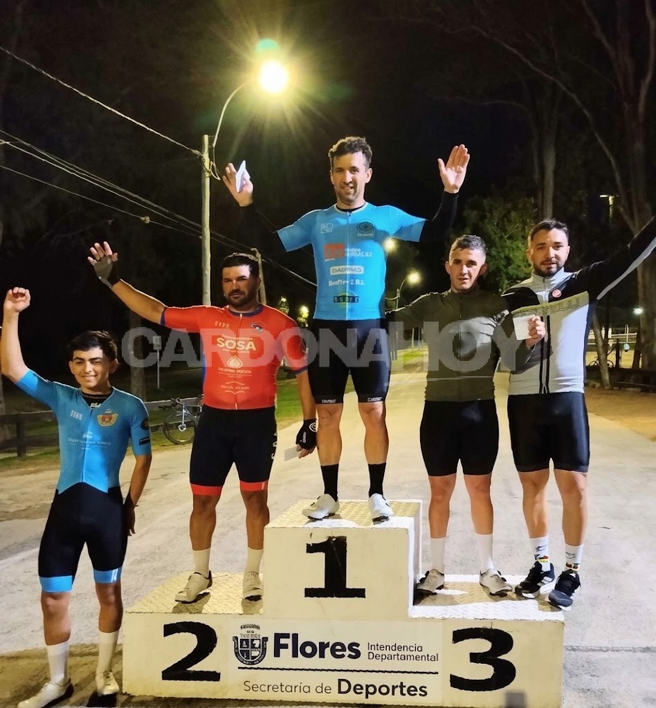 El cardonense Matías Fernández subió al podio en el inicio del Campeonato Primavera de ciclismo en Trinidad
