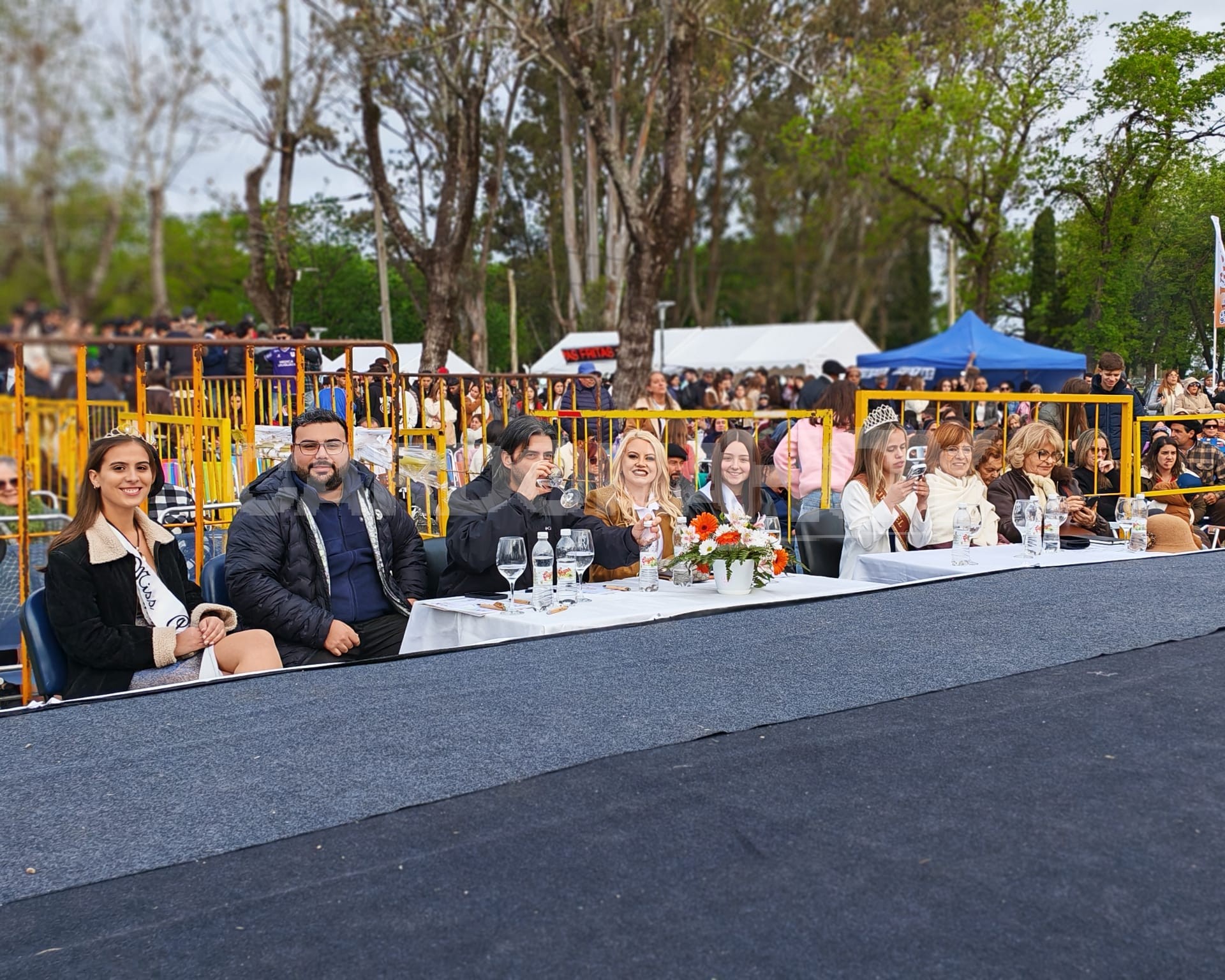 Josefina Lucero fue coronada Miss Rendez Vous 2026 en la 55.ª edición de la fiesta estudiantil — imagen 4
