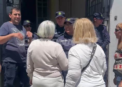Vecinos de Mercedes reclamaron mayor seguridad y medidas para controlar la actividad de cuidacoches