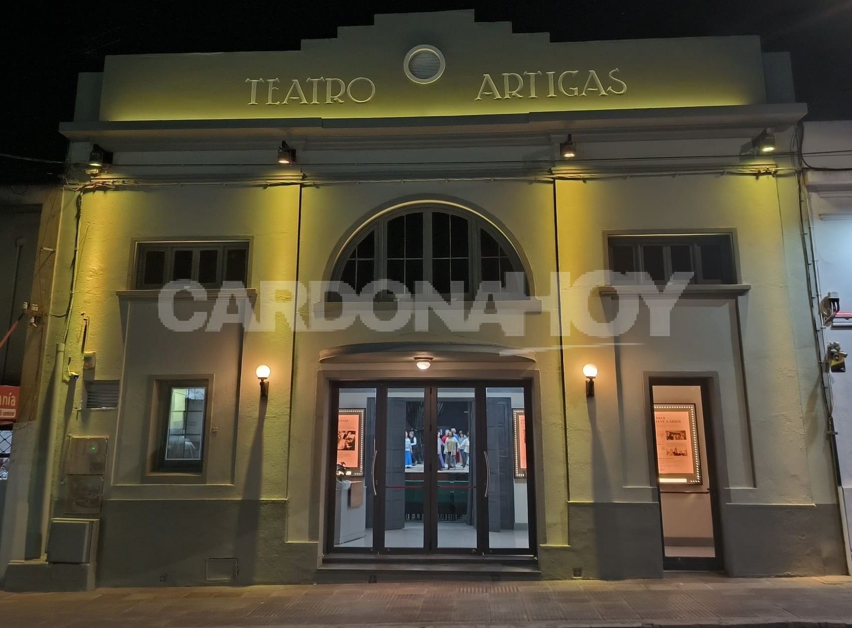 León de Oro 2026: Winston Lapaz y los centenarios clubes Colón y Larrañaga serán distinguidos en el Teatro Artigas